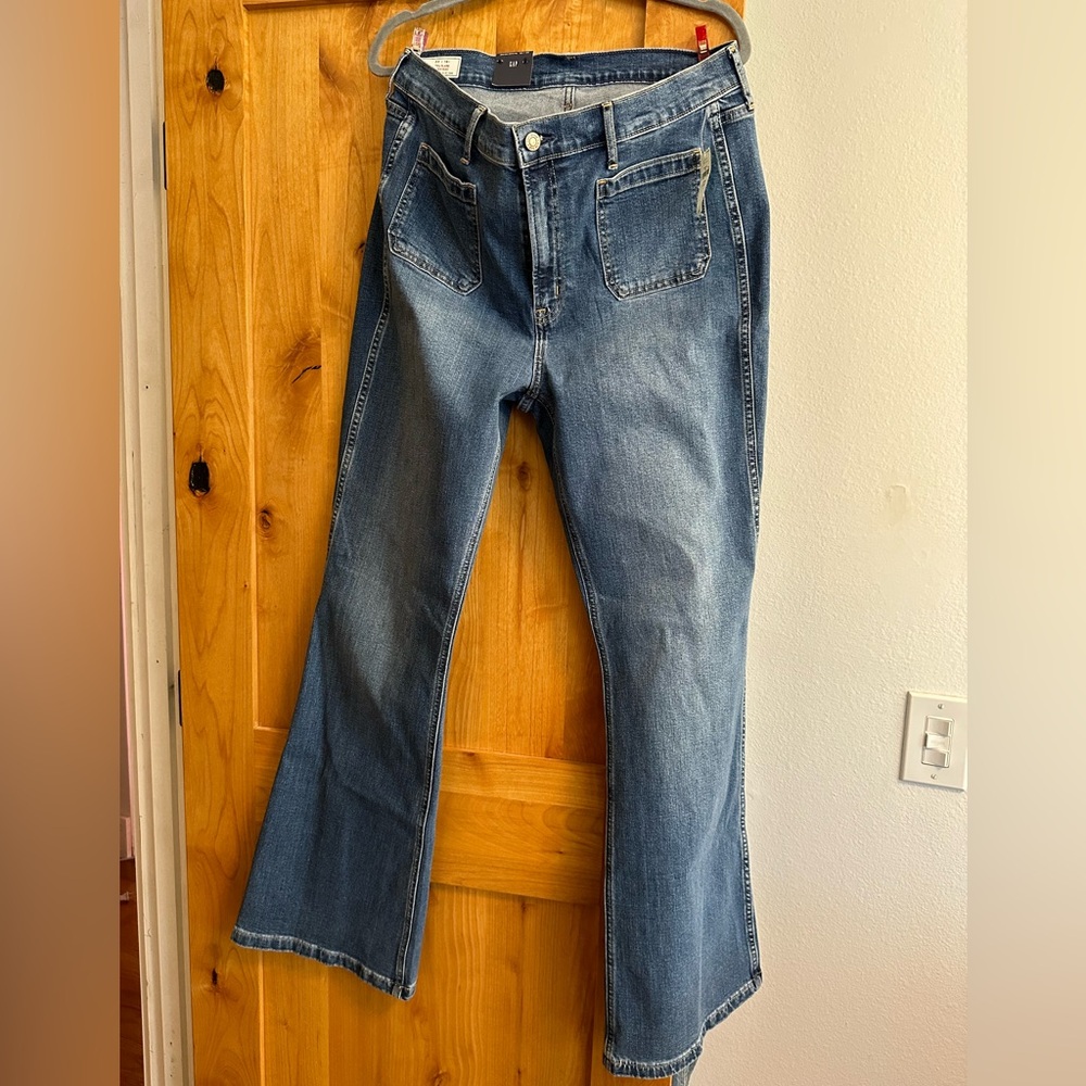 Gap Flare 70s Flare High Rise Jeans NWT 33/16 Long Denim Medium Blue